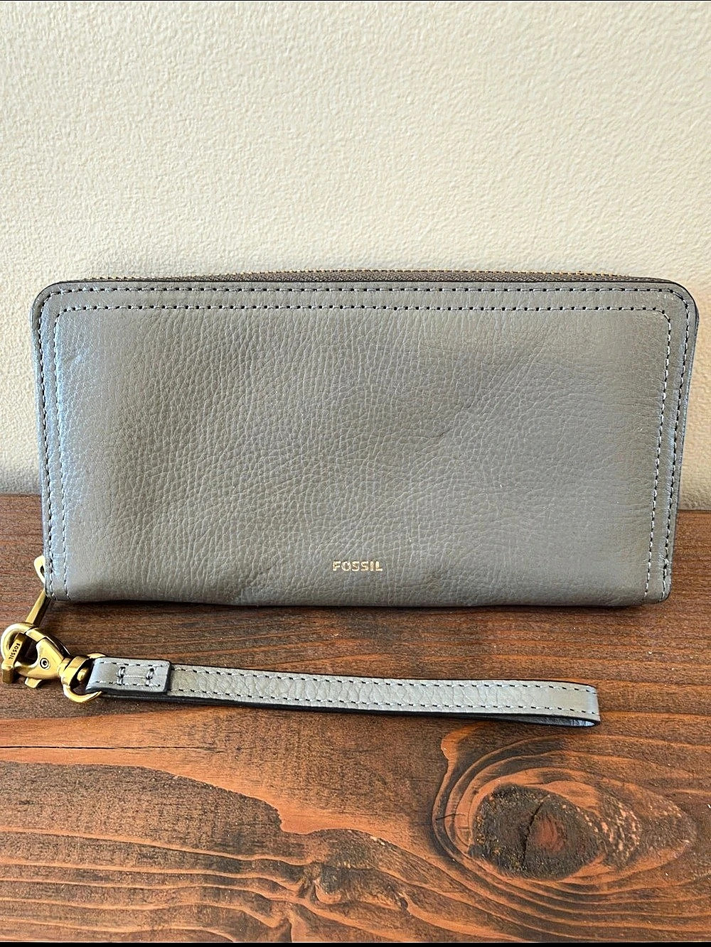 Fossil Logan Zip Around Clutch Wallet Gray